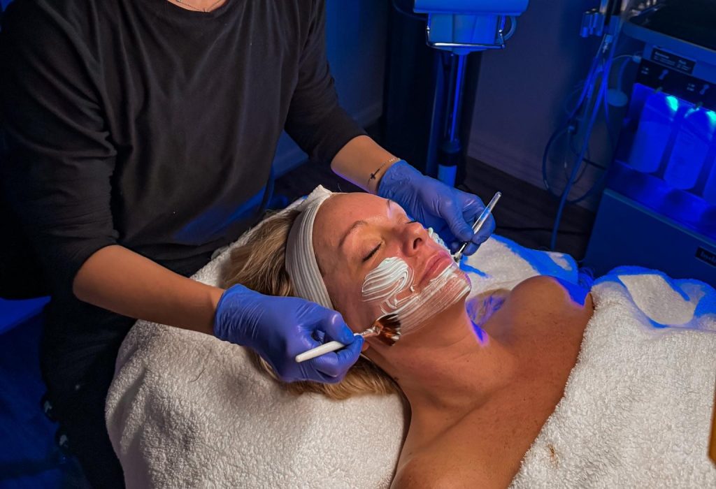 microneedling kansas city functional medicine near me holistic doctor wellness clinic kansas city hormone therapy kansas city weight loss kansas city Hydrafacial Kansas city